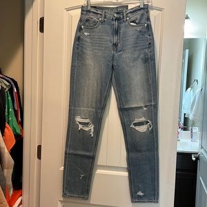 American Eagle Mom Jeans